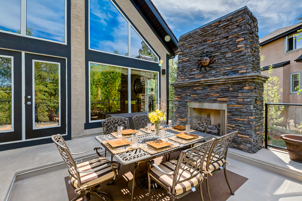 Meinzer James & Ferguson Realty Group | 1612 17 Ave SW, Calgary, AB T3C 0E3, Canada | Phone: (403) 617-4411
