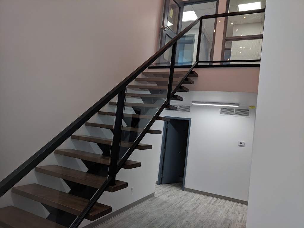 Escaliers Novo Step - Escalier dintérieur Rive-Sud, Montérégie | 6270 Boulevard Chevrier bureau 306, Brossard, QC J4Z 0M1, Canada | Phone: (450) 775-0751
