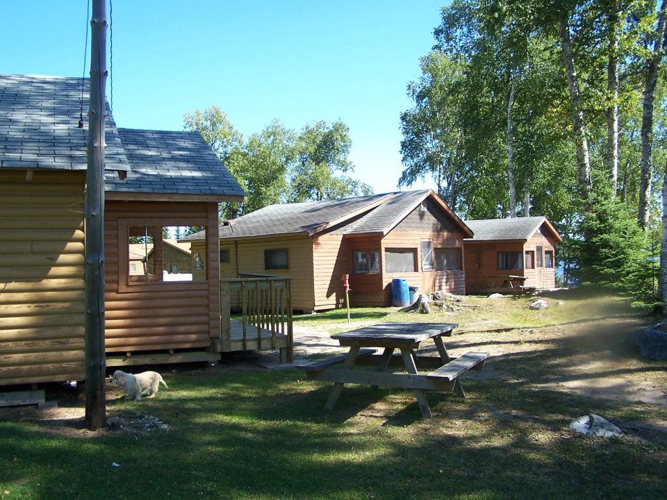 Lac Des Mille Lodge | 1 Blind bay road , Upsala, Thunder Bay, Unorganized, ON P0T 2Y0, Canada | Phone: (807) 983-3474