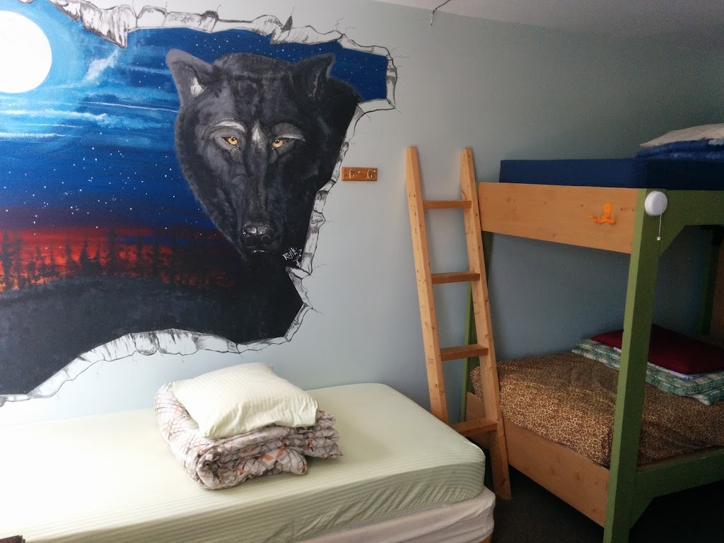 The Arlington Hostel & Pub | 32990 ON-62, Maynooth, ON K0L 2S0, Canada | Phone: (613) 338-2080