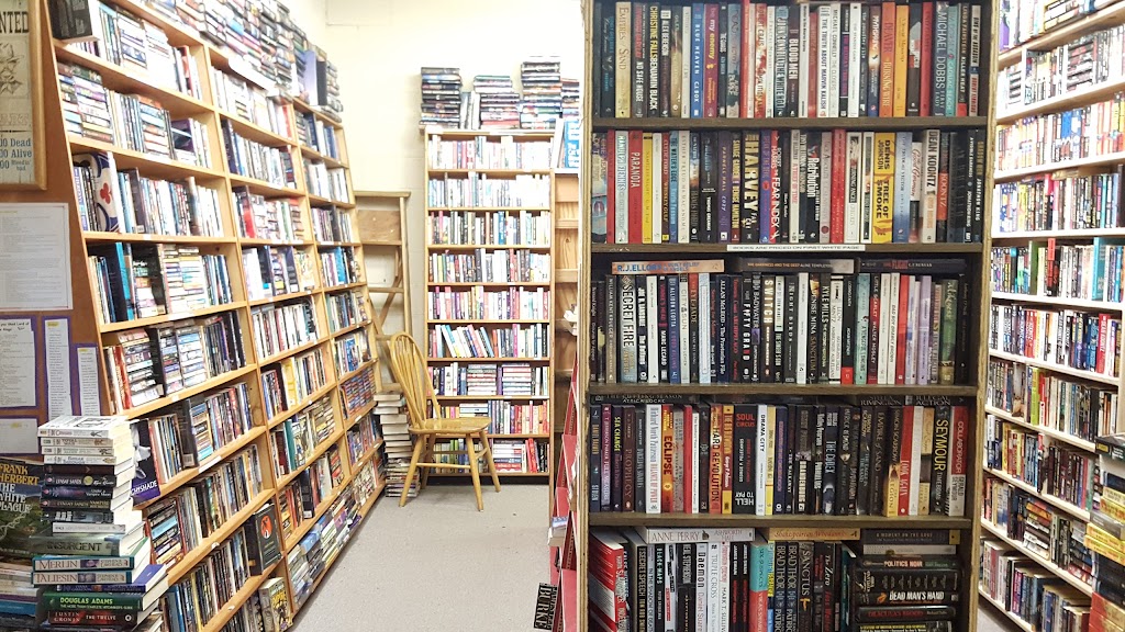 Beacon Books | 2372 Beacon Ave W, Sidney, BC V8L 1X3, Canada | Phone: (250) 655-4447