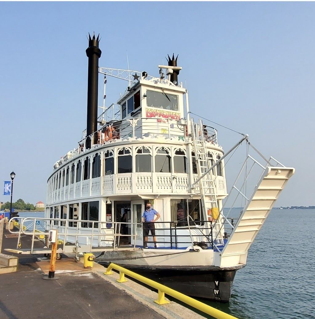 Island Star Dockside Patio | 1 Brock St, Kingston, ON K7L 1R7, Canada | Phone: (613) 549-5544