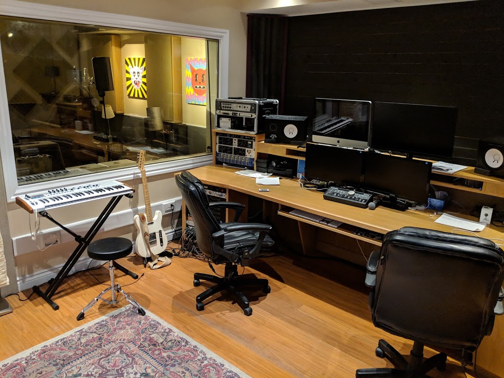 Studio 145 Cooperative | 145 Traders Blvd E Unit #32, Mississauga, ON L4Z 3L3, Canada | Phone: (289) 521-1445