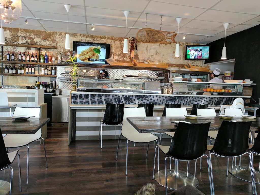 Rollian Sushi | 660 Eglinton Ave E, East York, ON M4G 2K2, Canada | Phone: (416) 489-4303