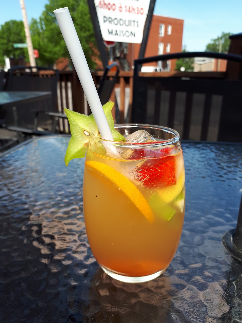 Bistro Le BisCornu | 2200 Rue Royale, Trois-Rivières, QC G9A 4L5, Canada | Phone: (819) 840-8292