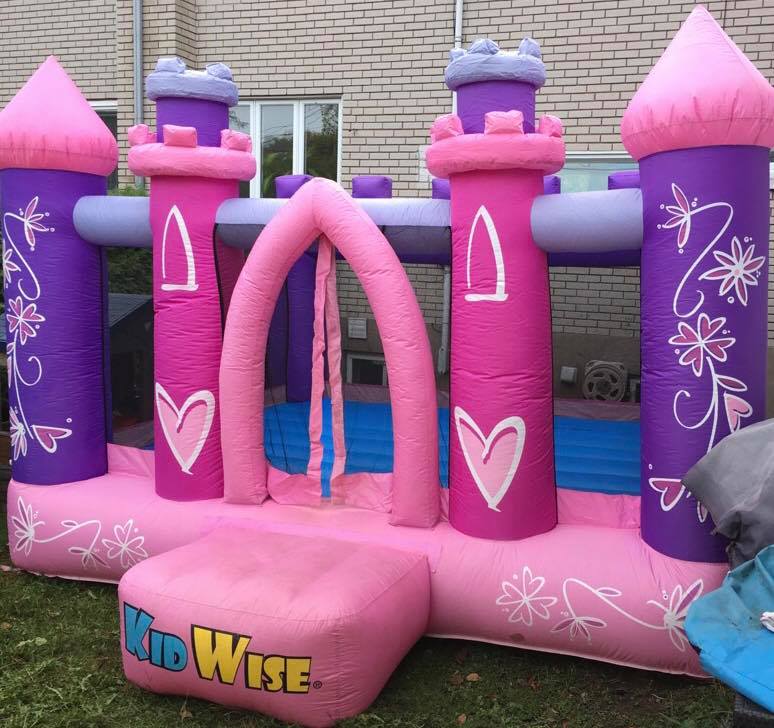 jeux gonflable | 56 Rue des Pléiades, LÉpiphanie, QC J5Y 4C9, Canada | Phone: (514) 926-5413