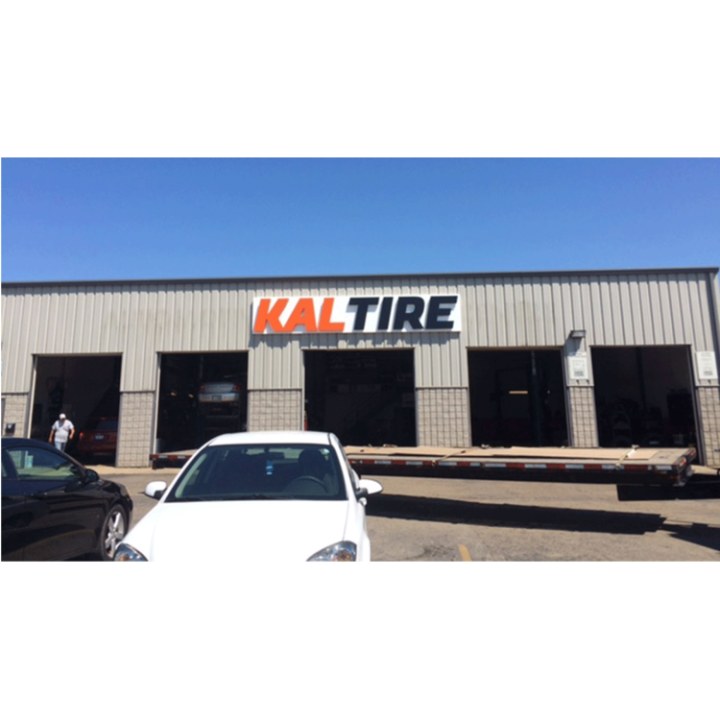 Kal Tire | 799 Juliana Dr, Woodstock, ON N4V 1A2, Canada | Phone: (519) 421-2313