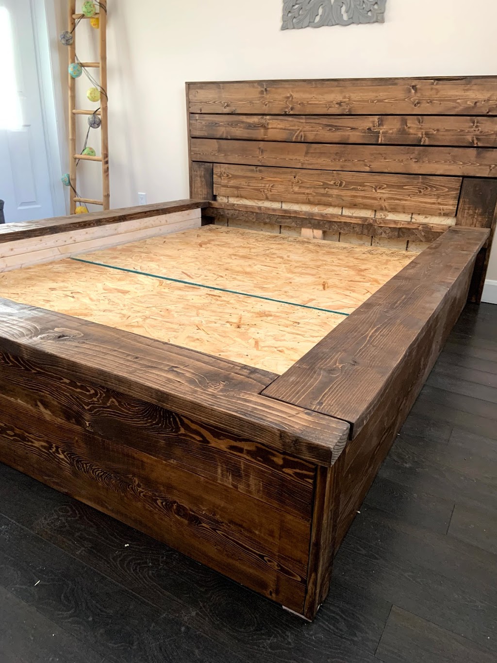 BAM WOOD - Bois Artisanal & Mural | 120 Prom. Ronald, Montréal-Ouest, QC H4X 1M8, Canada | Phone: (514) 538-7005