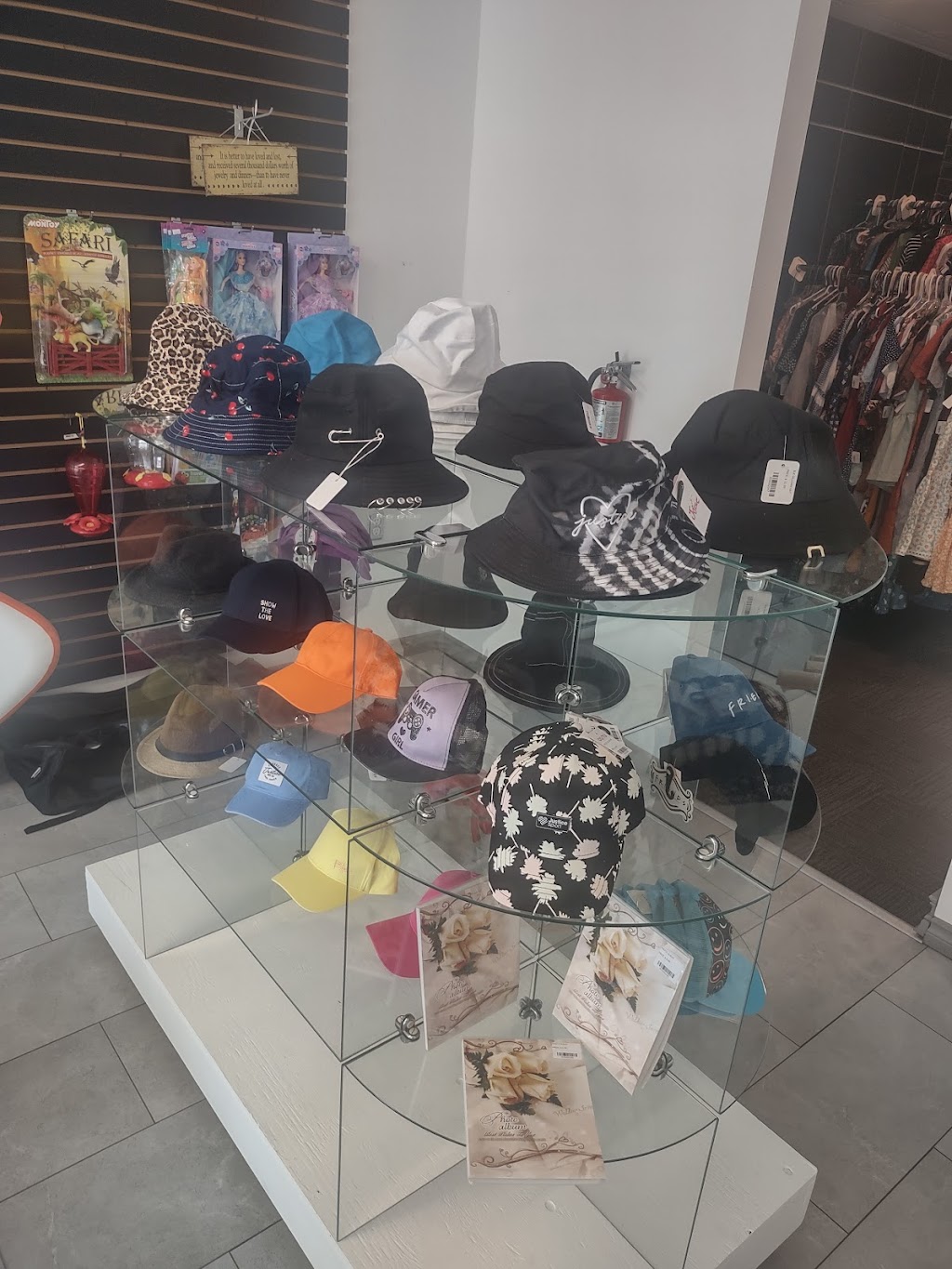Just everything surplus and more sundridge | 88 Main St, Sundridge, ON P0A 1Z0, Canada | Phone: (705) 384-1113