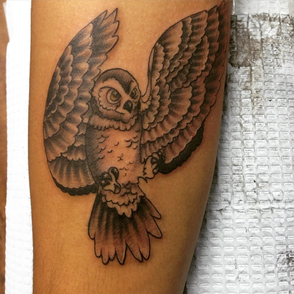 Jessica Danilow | Gypsy Cat Tattoos | 353 Provencher Blvd #1, Winnipeg, MB R2H 0G8, Canada | Phone: (204) 963-8282