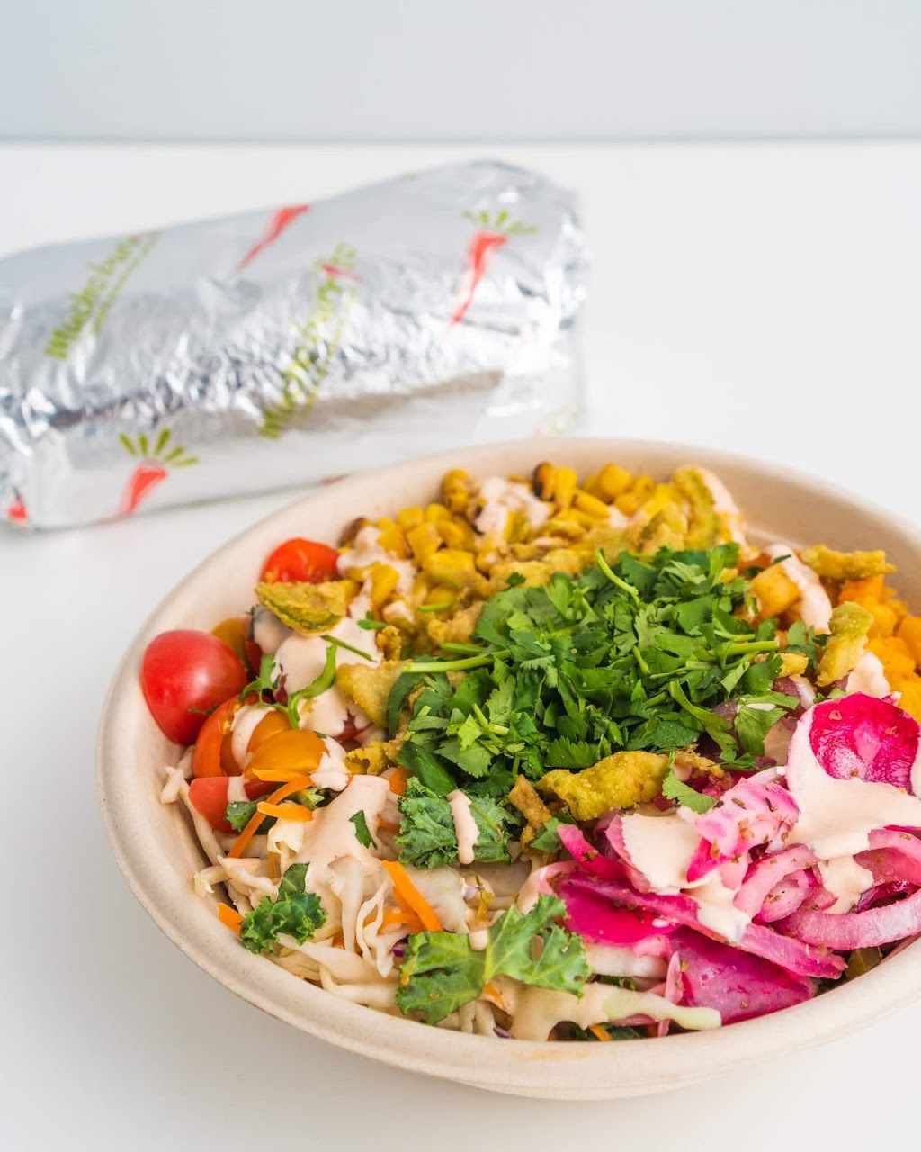 Mucho Burrito Fresh Mexican Grill | Pen Centre, 221 Glendale Ave, St. Catharines, ON L2T 2K9, Canada | Phone: (905) 684-7237
