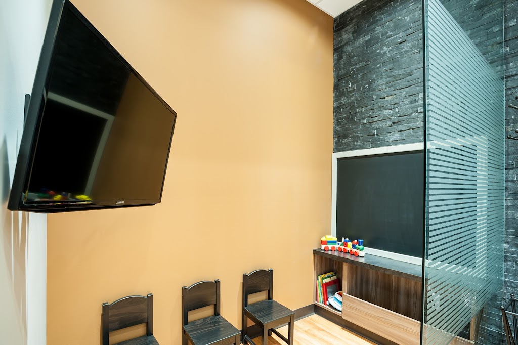 Penhold Dental Care | 1380 Robinson Ave #4, Penhold, AB T0M 1R0, Canada | Phone: (403) 886-7665