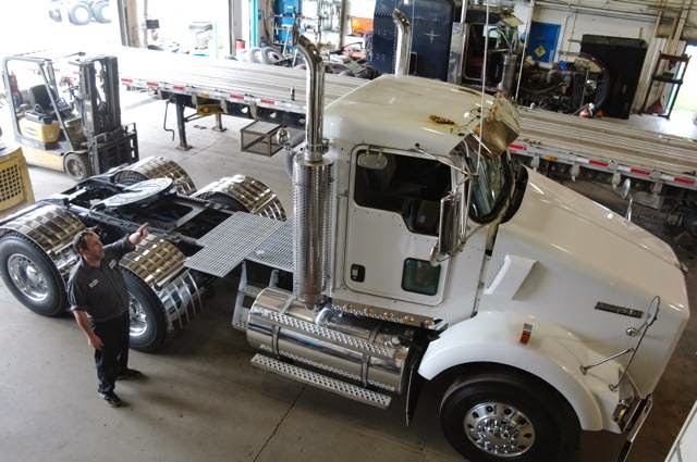 CHN Truck & Equipment Sales Inc | 101 Campbell Rd, Guelph, ON N1H 1B9, Canada | Phone: (519) 766-1991