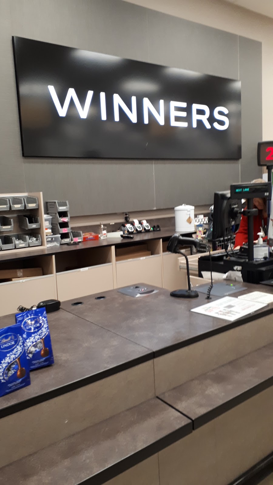 Winners & HomeSense | 2125 16th St E, Owen Sound, ON N4K 0E2, Canada | Phone: (519) 376-4935