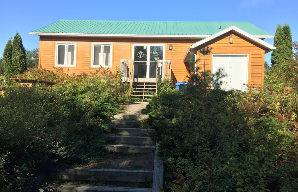 Maison du Parc régional des Grandes-Rivières du lac Saint-Jean | 400 Bd des Pères, Dolbeau-Mistassini, QC G8L 6E4, Canada | Phone: (418) 276-8222