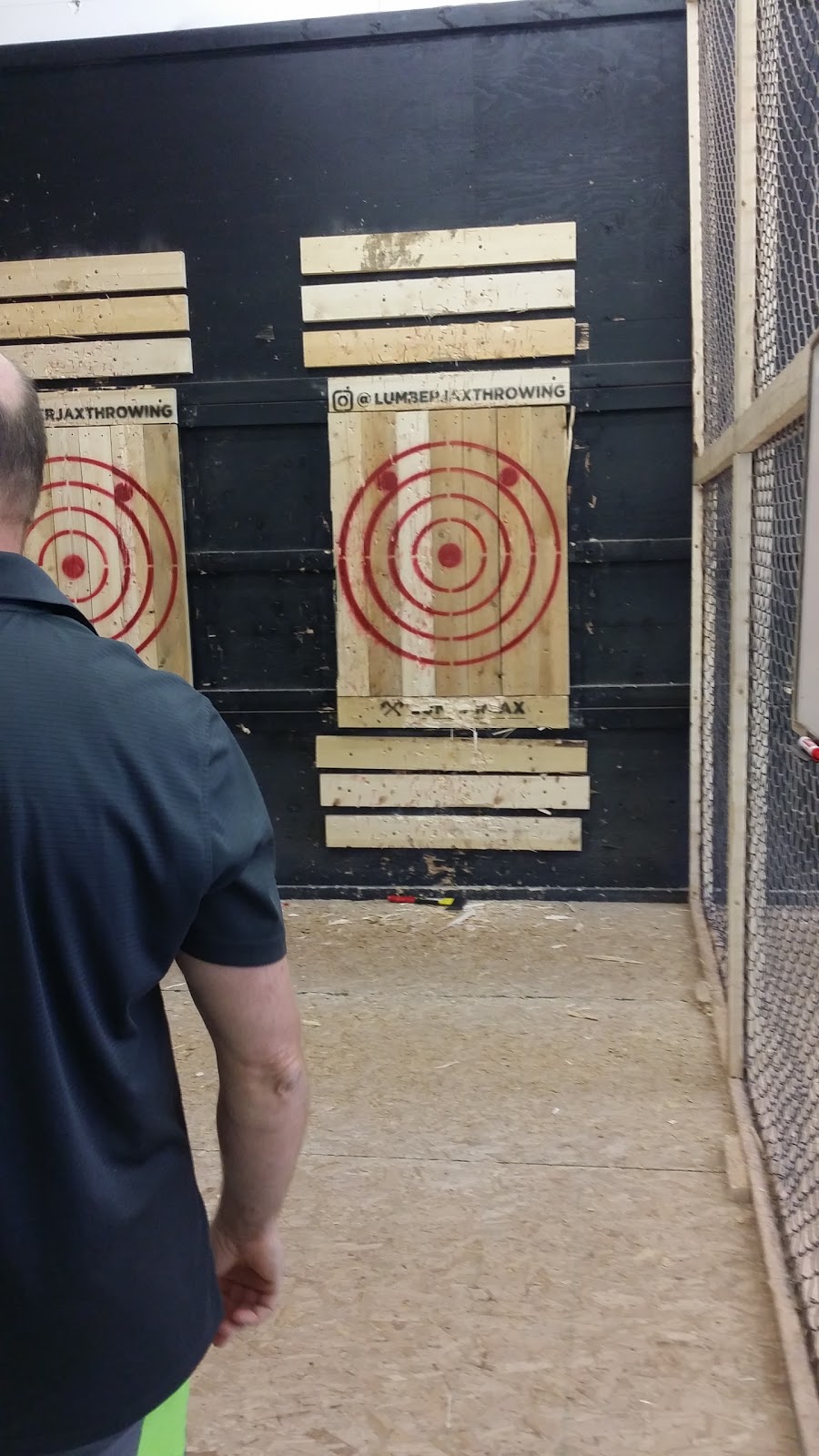 Lumberjax Axe Throwing | 1437 Elliott St, Regina, SK S4N 3G6, Canada | Phone: (844) 515-1455