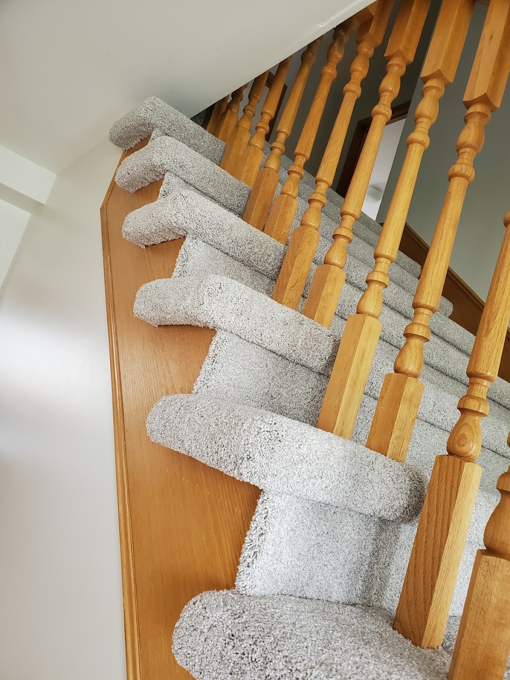 Armaans Flooring | 1 Pacific Ave, Winnipeg, MB R3E 1H5, Canada | Phone: (204) 951-0136
