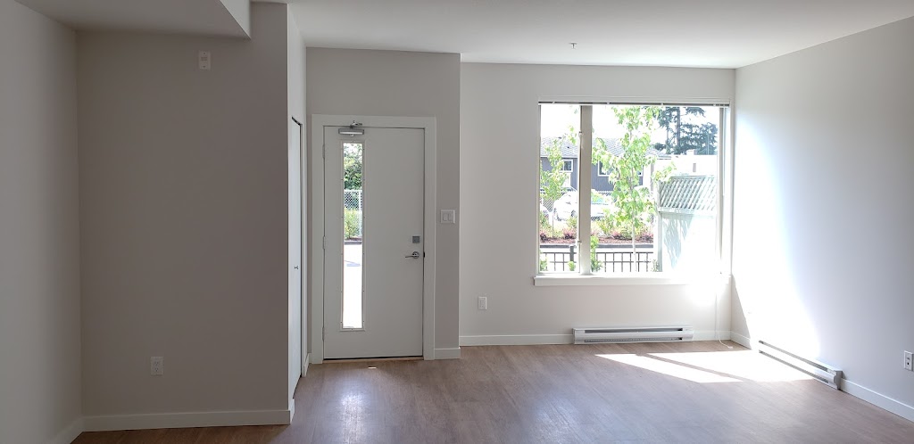 Magnolia Townhomes | 3690 Country Club Dr, Nanaimo, BC V9T 1T8, Canada | Phone: (250) 755-1633