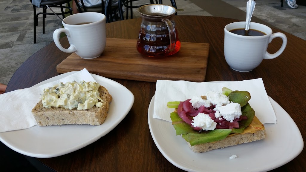 Folio Cafe | 2299 Grant Ave, Winnipeg, MB R3P 2N2, Canada | Phone: (204) 487-3300 ext. 698