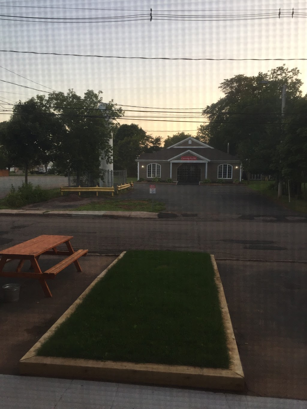 Travellers Inn | 311 Market St, Summerside, PE C1N 1K8, Canada | Phone: (902) 436-9100