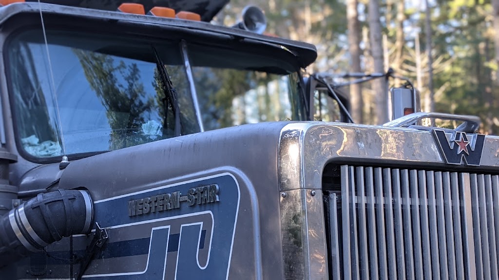 Amuir Excavating | 377 Berry Point Rd, Gabriola, BC V0R 1X1, Canada | Phone: (250) 327-9574