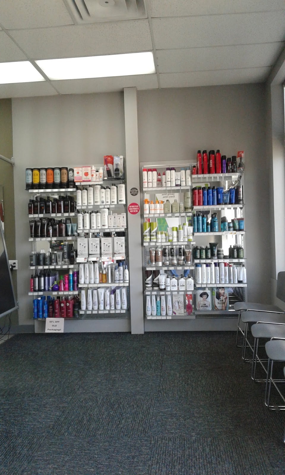 Great Clips | 500 Country Hills Blvd NE #509, Calgary, AB T3K 4Y7, Canada | Phone: (403) 226-2561