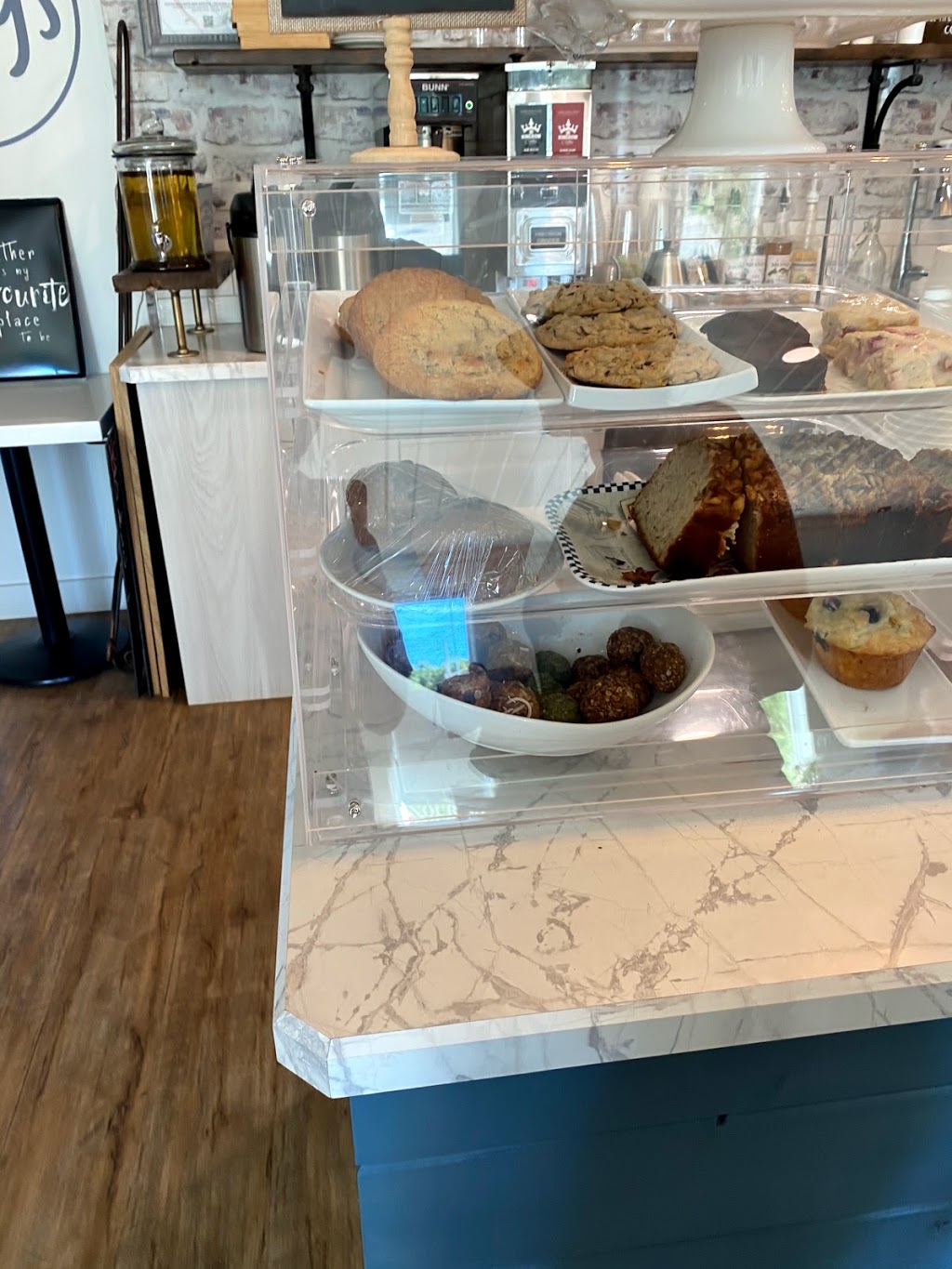 Mugs CoffeeHouse | 221 Saskatchewan St, Elbow, SK S0H 1J0, Canada | Phone: (306) 860-8260