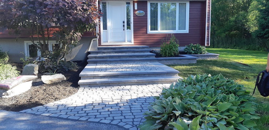 Pavé-uni Montérégie Enr. | 75 Rue Drummond, Granby, QC J2G 2S5, Canada | Phone: (450) 330-2863
