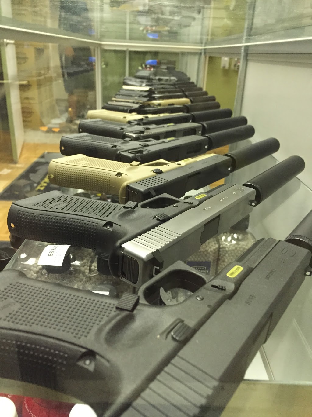 Ultimate Airsoft Canada Inc. | 48 Ashwarren Rd, North York, ON M3J 1Z5, Canada | Phone: (647) 930-7322