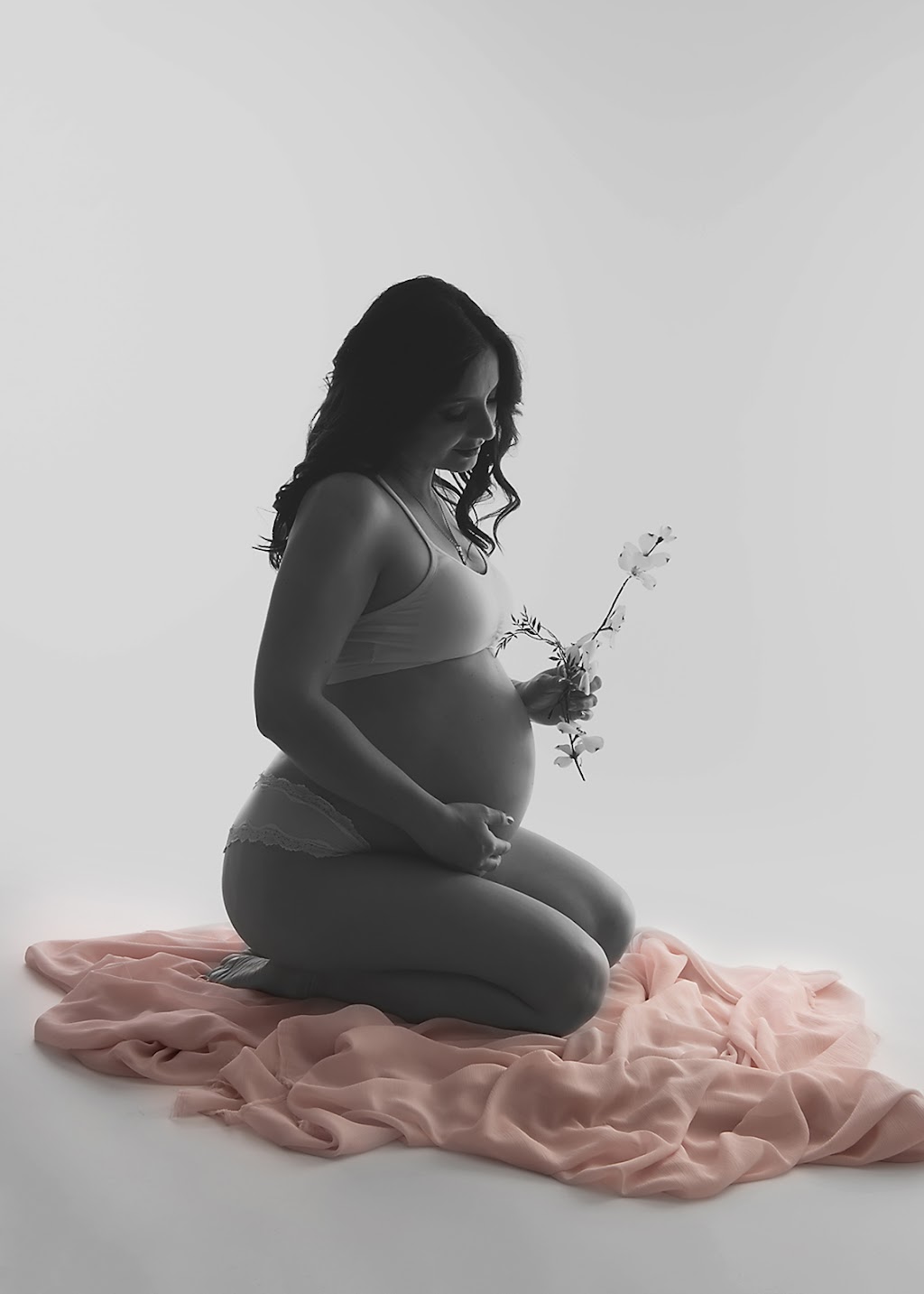 Little hands n toes photography | 2126 27 Ave SW, Calgary, AB T2T 1H7, Canada | Phone: (403) 681-2719
