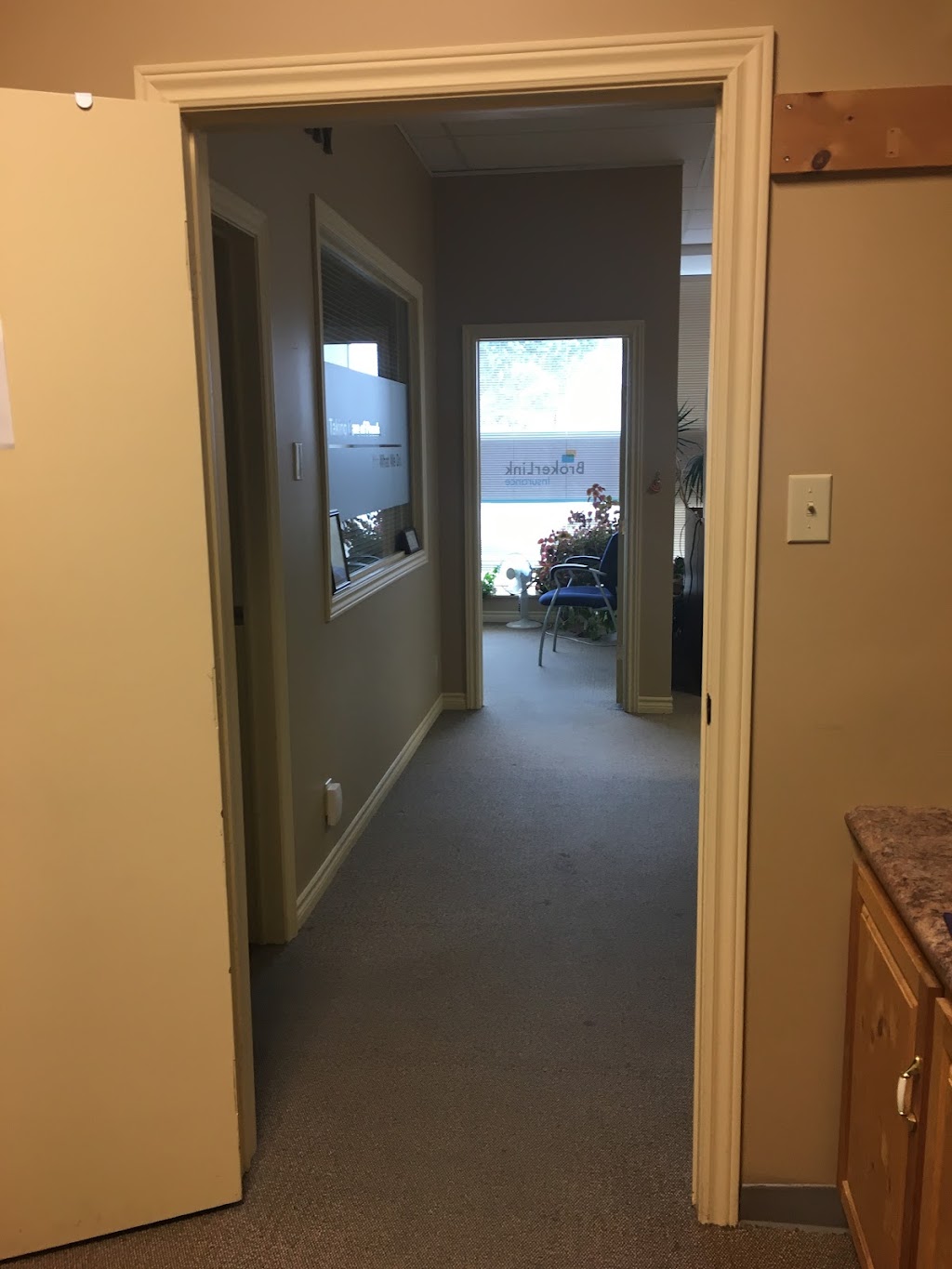 BrokerLink | 157 Water St, Shelburne, NS B0T 1W0, Canada | Phone: (902) 875-4618