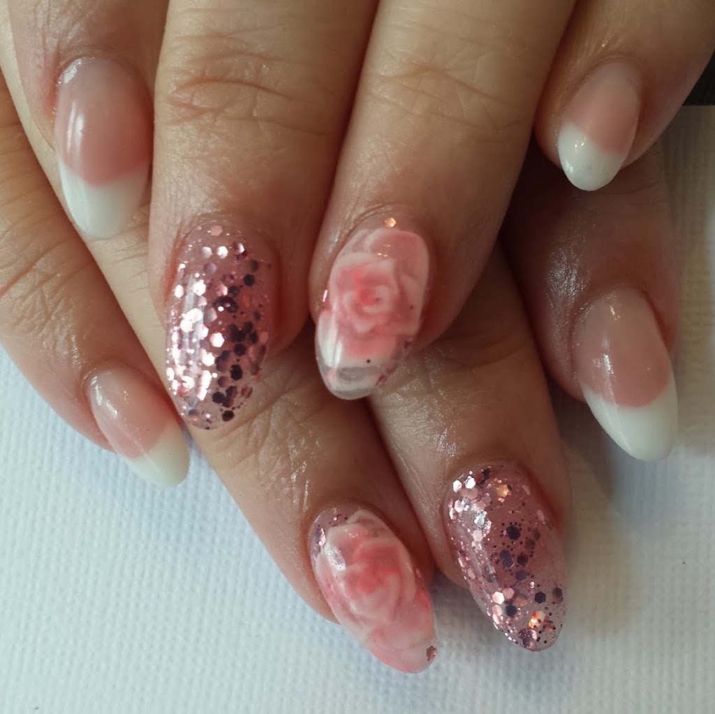 Da Vinci Spa | 2470 Setchfield Ave, Victoria, BC V9B 5V4, Canada | Phone: (250) 589-0431