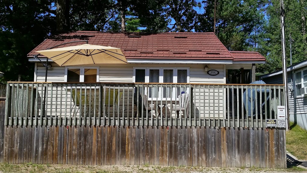 grandbendbeachhorizons | 25 Elmwood Ave A, Grand Bend, ON N0M 1T0, Canada | Phone: (519) 652-6644