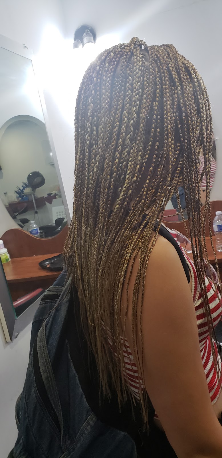 Black Beauty Coiffure & Cosmétique | 5240 Montée Saint-Hubert, Saint-Hubert, QC J3Y 1V7, Canada | Phone: (450) 656-9194