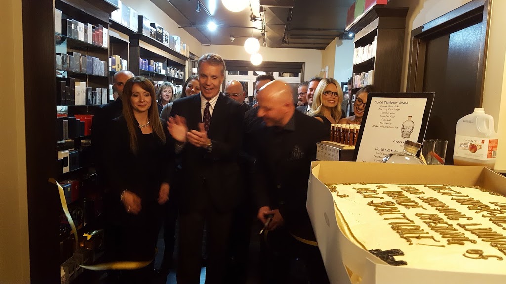 New York New York Mens Grooming Lounge | 2082 Pine St, Burlington, ON L7R 1G2, Canada | Phone: (289) 337-6085
