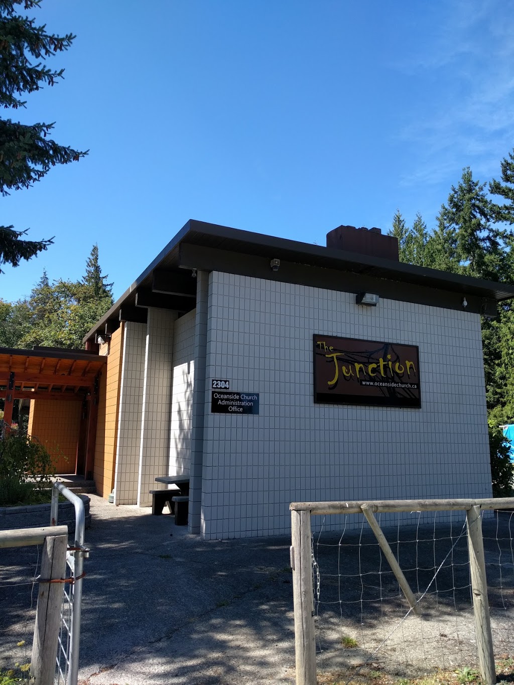 Oceanside Church Nanaimo | 2304 Jingle Pot Rd, Nanaimo, BC V9R 6W2, Canada | Phone: (250) 740-1026