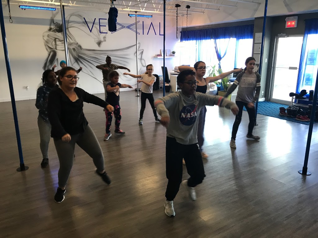 Studio Dance R | 2 Rue Plourde #104, Charlemagne, QC J5Z 3E8, Canada | Phone: (514) 346-4353