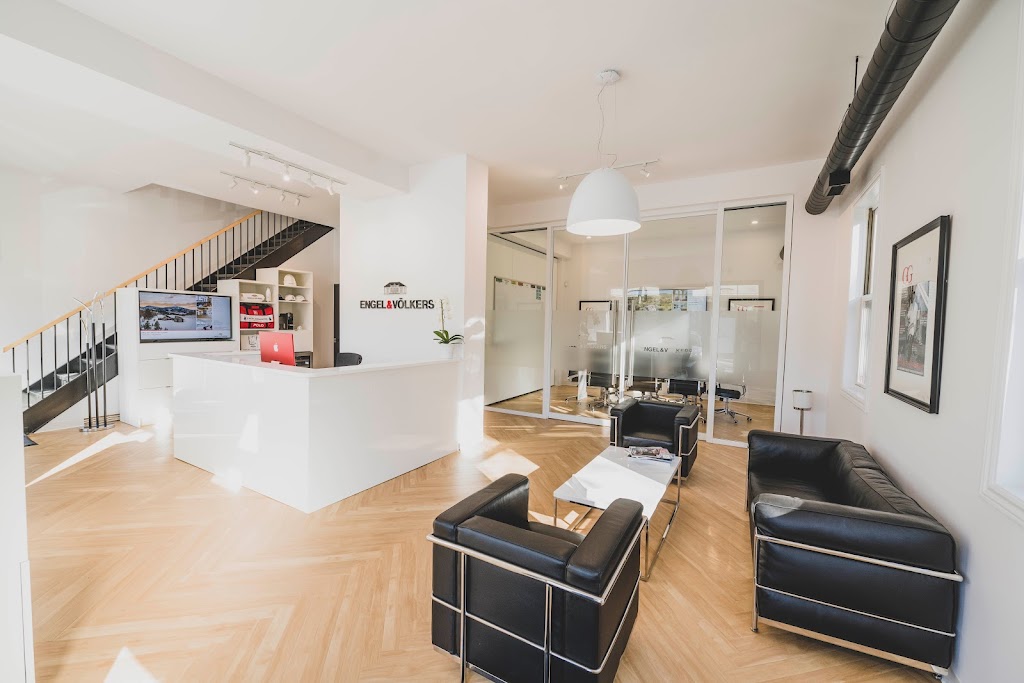 Engel & Völkers Outaouais | 38 Chem. Scott, Chelsea, QC J9B 1R5, Canada | Phone: (819) 827-8668