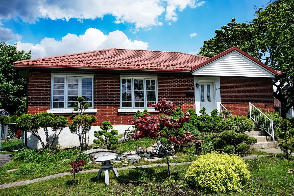 Metal Roofing Experts | Pineland Ave, Oakville, ON L6K, Canada, Canada | Phone: (800) 516-9888