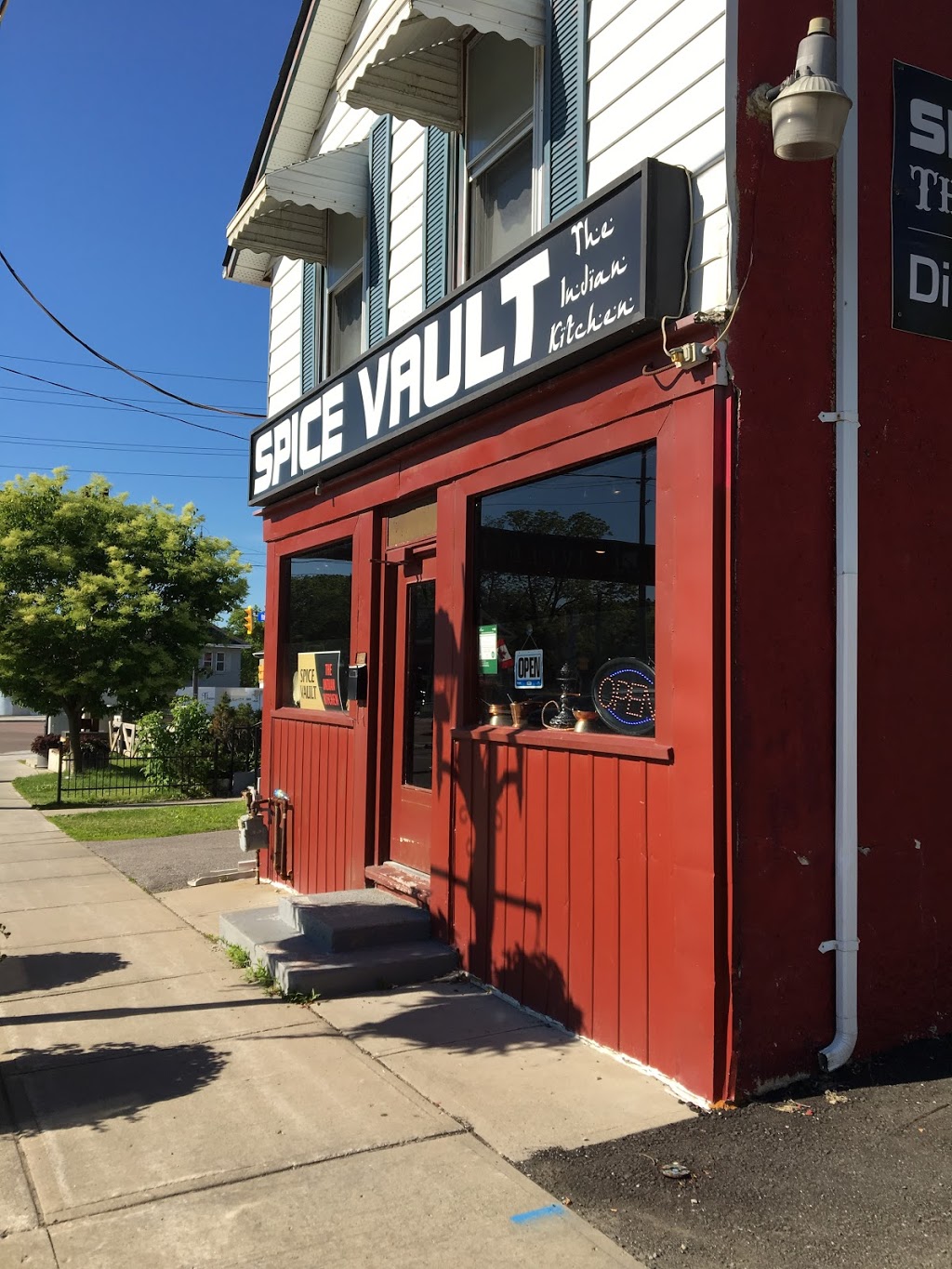 Spice Vault | 13 Main St S, Newmarket, ON L3Y 3Y1, Canada | Phone: (905) 235-8283