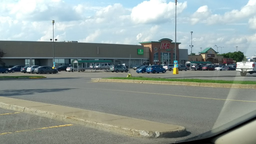 IGA extra Les Saules | 5005 Boulevard de lOrmière, Québec, QC G1P 1K6, Canada | Phone: (418) 877-3922