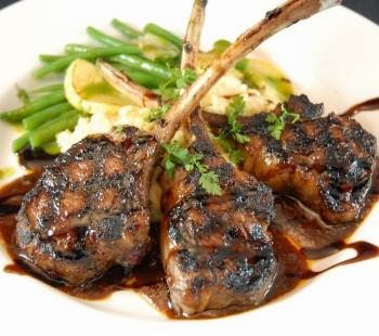 Dejavu Mediterranean Cuisine | 1470 Centre St #7, Thornhill, ON L4J 3N1, Canada | Phone: (905) 709-2274