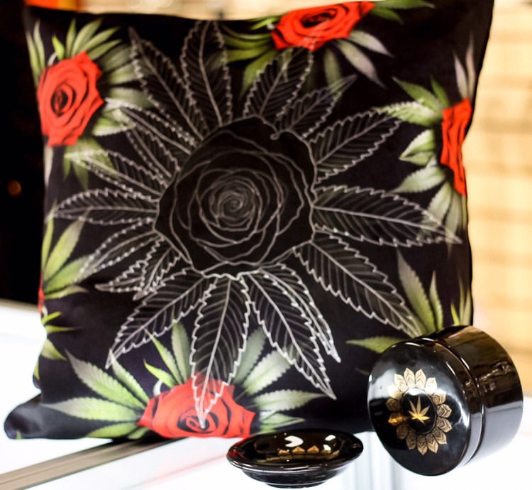 One Love Hemp Company | 1449 Kingsway, Vancouver, BC V5N 2R6, Canada | Phone: (604) 669-5683