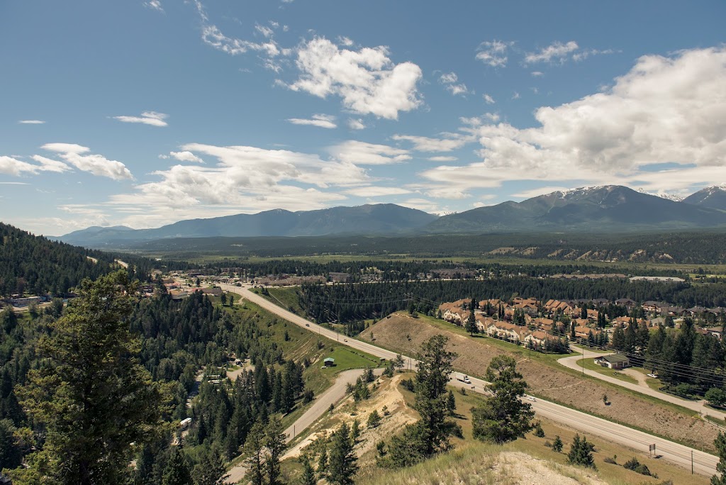 The Canyon RV Resort & Campground | 5012 Sinclair Creek Rd, Radium Hot Springs, BC V0A 1M0, Canada | Phone: (250) 347-9564