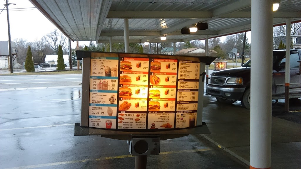 A&W Restaurant | 208 N Main St, Yale, MI 48097, USA | Phone: (810) 387-4052