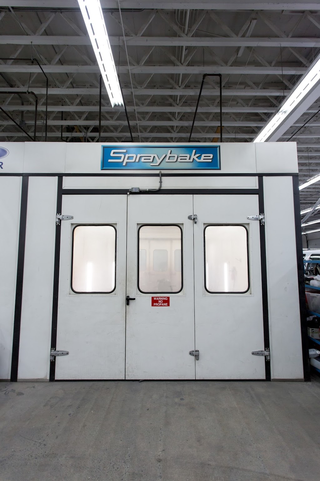 Dams Collision Repair | 19950 Fraser Hwy, Langley City, BC V3A 4E3, Canada | Phone: (604) 532-0251