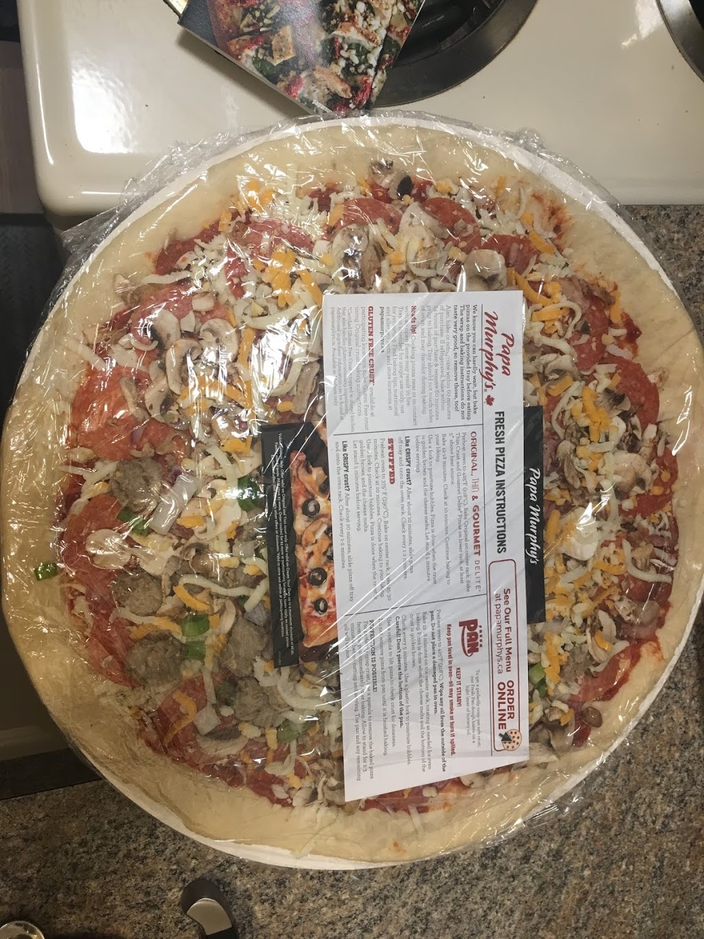 Papa Murphys Pizza | 1350 Northmount Dr NW, Calgary, AB T2L 0E8, Canada | Phone: (403) 282-7279