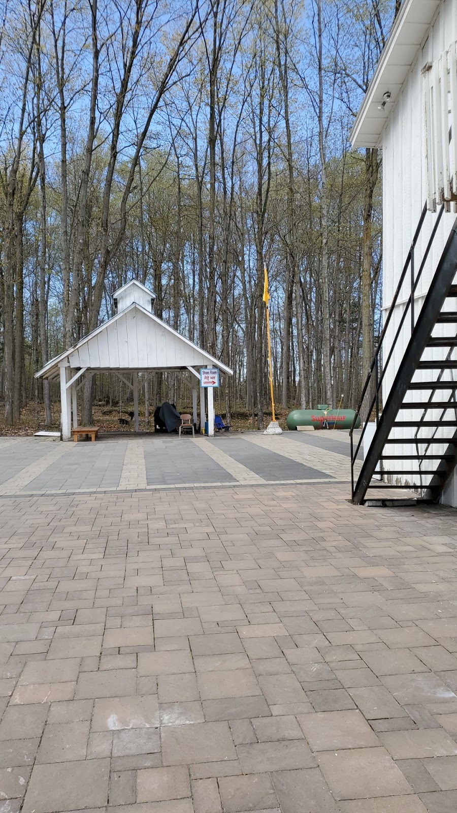 Gurdwara Sahib Vaudreuil-Dorion | 2970 Rte Harwood, Vaudreuil-Dorion, QC J7V 8P2, Canada | Phone: (450) 424-4433