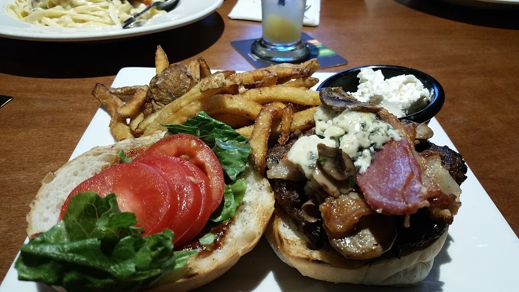 Crossing Pub & Eatery | 1269 Hyde Park Rd, London, ON N6H 5K6, Canada | Phone: (519) 472-3020