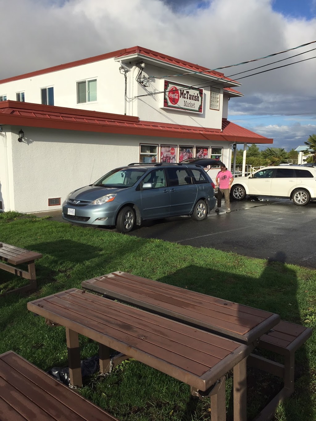 McTavish Market | 9142 E Saanich Rd, North Saanich, BC V8L 1H7, Canada | Phone: (778) 351-2088